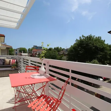 Vicino Apartment